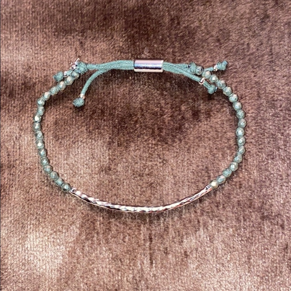 Bracelet